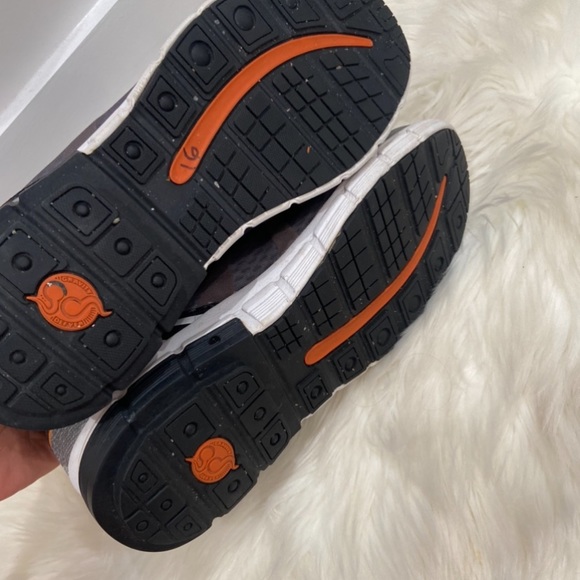 Gravity defyer sneakers size 10.5 - Picture 6 of 6
